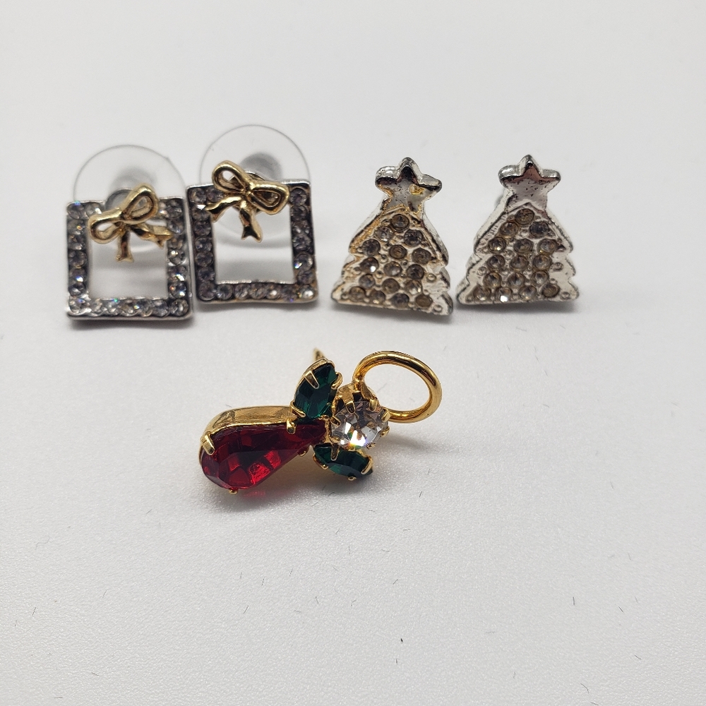 Christmas. Angel tack pin, Tree & Present earrings